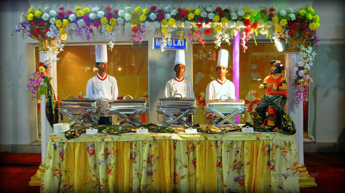 Diamond Caterers - Food Counter